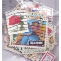 USA - ACUMULAÇÃO - PACOTE C/ 50 SELOS COMEMORATIVOS REGULARES USADOS DIFERENTES DE PERÍODOS