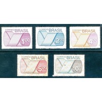 R-552/556 - 1974/75 - TIPO GRAVURA - SÉRIE COMPLETA - NOVA - GOMADA - RHM R$ 157,000 (31,40 UFS X R$ 5,00)