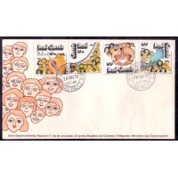 FDC-009 - 1972 - 1º DIA SÃO PAULO - DESENVOLIVMENTO NACIONAL - RHM R$ 262,50 (52,50 UFS X R$ 5,00)