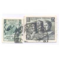 ITÁLIA - 1952 - DIA DA ARMADA - ATRIBUTOS DAS ARMAS - MARINHEIRO, SOLDADO DE INFANTARIA, AVIADOR - AVIÃO, TANQUE, LANCHA MILITAR - SÉRIE 3 SELOS USADOS - Y 637/39