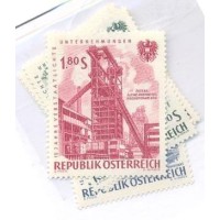 ÁUSTRIA - NOVO - 15º ANIVERSÁRIO DA NACIONALIZAÇÃO DAS INDUSTRIAS - Y 932/36