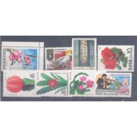 KOREA DO NORTE - CONJUNTO 8 SELOS - FLORES - MINT