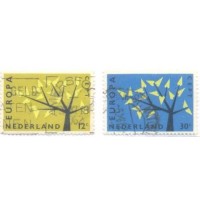 HOLANDA - 1962 - TEMA EUROPA: ÁRVORES ESTILIZADA - SÉRIE 2 SELOS - USADOS - YT-758/59