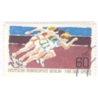 ALEMANHA BERLIN - 1982 - PRÓ JUVENTUDE - ESPORTES COLETIVOS: CORRIDA A PÉ - VÔLEI BALL - SÉRIE 2 SELOS - USADOS - Y 625/26 