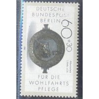 ALEMANHA BERLIN - 1987 - MINT - PRÓ OBRAS BENEF. OBRAS DE ARTE DOS MUSEUS DA REPÚBLICA FEDERAL ALEMÃ - SÉRIE 4 SELOS - YT-754/57