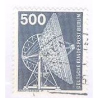 ALEMANHA BERLIN - 1975-76 - USADOS - SÉRIE CORRENTE INDÚSTRIA E TÉCNICA - 500p AZUL ESCURO RADIOTELESCÓPIO - YT-471