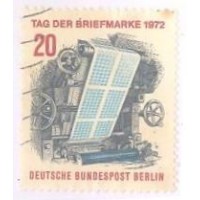 ALEMANHA BERLIN - 1972 - USADO - DIA DO SELO - ROTATIVA DE IMPRESSÃO DOS SELOS - YT-404