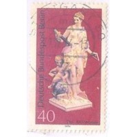 ALEMANHA BERLIN - 1974 - USADO - PORCELANAS DE BERLIN - 40p A ASTRONOMIA - ESCULTURA DE W.C. MEYER - YT-443