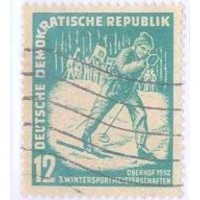 ALEMANHA DDR - 1951 - USADO - 3º CAMPEONATO ESPORTIVO DE INVERNO EM OBERHOF - 12p VERDE - ESQUIADOR - YT-0050 - MI-298