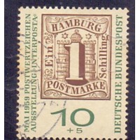 ALEMANHA FEDERAL - 1959 - USADO - CENTENÁRIO DOS SELOS DE HEMBUG E LUBEK - REPRODUÇÃO DO SELO DE HAMBURG - 10+5p VERDE E MARROM - YT-181- MI-310a