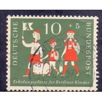ALEMANHA FEDERAL - 1957 - USADO - PRÓ COLÔNIAS DE FÉRIAS DAS CRIANÇAS BERLINENSES - 10+5p VERDE E VERMELHO - YT-129 - MI-130