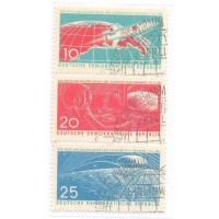ALEMANHA DDR - 1961 - USADO - PRIMEIRO COSMONAUTA SOVIÉTICO NO ESPAÇO - FOGUETE - GAGARIN NA CABINE - RETORNO DA CAPSULA DE PÁRA-QUEDAS - SÉRIE 3 SELOS - YT-540/542