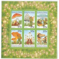 COMORES - 1999 - NOVO - COGUMELOS E DUENDES - MINI FOLHA