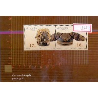 ANGOLA - 2001 - MINT - TECELAGENS ARTESANAIS - BLOCO - YT-BL-98