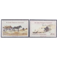 ONU VIENA - 1985 - MINT - 40º ANIVERSÁRIO DA ORGANIZAÇÃO DAS NAÇÕES UNIDAS: CASA NA NEVE - CAVALO PUXANDO CARROÇA NO CAMPO - SÉRIE 2 SELOS - Y 51/52 