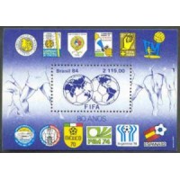 BL-067 - 8O ANOS DA FIFA - RHM UFS 15,00