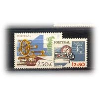 PORTUGAL - Y 1572/1573 (1983) SÉRIE CORRENTE - INSTRUMENTOS DE TRABALHO - BÚSSOLA , RADIOGOMIÔMETRO - TAXÌMETRO- THEODOLITO - SÉRIE 2 SELOS NOVOS SEM GOMA