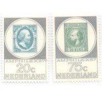 HOLANDA - Y 0852/854 (1967) SELO SOBRE SELO : EXPO. FILATÉLICA INTERNACIONAL DE AMSTERDAN REPRODUÇÃO DE SELOS ANTIGOS -SÉRIE 3 SELOS MINT