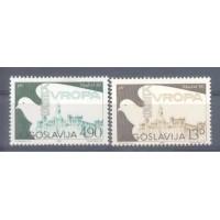 YUGOSLAVIA - Y 1742/1745 (1980) PAZ/ ANEXO DO TEMA EUROPA : CONFERÊNCIA SOBRE A SEGURANÇA E A COOPERAÇÃO NA EUROPA , EM MADRID - POMBA DA PAZ COM O EDIFÍCIO DA CONFERÊNCIA - SÉRIE 2 SELOS MINT