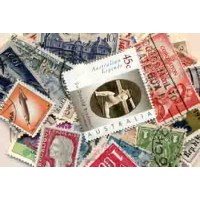 ACUMULAÇÃO UNIVERSAL - PACOTINHO COM 100 SELOS COMEMORATIVOS E REGULATRES DE ALGUNS PAÍSES