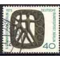 ALEMANHA BERLIN - Y 0457 (1975) 6a GYNNAESTRADA DE BERLIN SELO USADO