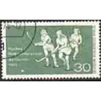 ALEMANHA BERLIN - Y 0485 (1976) CAMPEONATO MUNDIAL DE HOCKEY FEMININO SOBRE GRAMA - SELO USADO