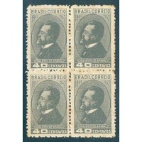 C-0183A - 1943 - UBALDINO DO AMARAL - QUADRA - NOVA - GOMADA - CHARNEIRA - PONTOS DE OXIDAÇÃO - FILIGRANA "Q" MENOR - RHM 480 UFS