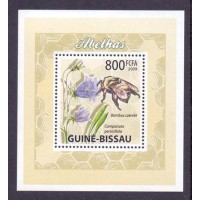 FAUNA - FLORA - ABELHA E FLORES - BOMBUS CZERSKII - 1 SELO - GUINÉ-BISSAU - 2009