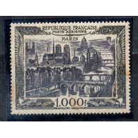 FRANÇA -Y Ae 29 (1950) - VISTA DE PARIS - SELO NOVO COM PONTOS MINIMOS DE FERRUGEM - CATALOGO NA 2ª COLUNA