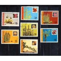NICARÁGUA - Y 1479/81+AE DO ANO 1987- CACTOS E  SUAS FLORES - SÉRIE 7 SELOS USADOS