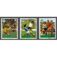 PARAGUAY - Y A-882/84 DO ANO 1982-COPA DO MUNDO DE FUTEBOL NA ESPANHA EM 1982 -SÉRIE AÉREA COM 3 SELOS USADOS