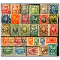 PORTUGAL - Y334/64 (1925) - CENTENÁRIO DO NASCIMENTO ESCRITOR CAMILO CASTELO BRANCO, SÉRIE DE 31 SELOS (4 USADOS 355/357/363/364) E O RESTANTE NOVOS COM PONTOS DE FERRUGEM,E MARCA DE CHARNEIRA CAT. NA 2° COLUNA