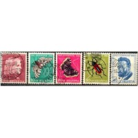 SUÍÇA - Y539/43 - INSETOS E PERSONALIDADES 1953 - SÉRIE COM 5 SELOS USADOS - ANO 2013 