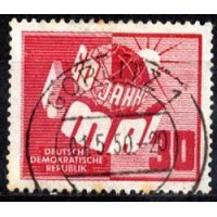Alemanha Democratica - MI 250 - Y 5 ( 1950)  60 º ANIVERSÁRIO DO 1 º DE MAIO - SELO COM CARIMBO DE FAVOR 