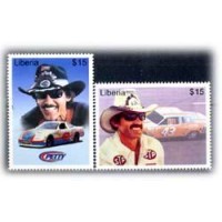 LIBÉRIA - NO 2014 - Y3132/3133 (2001)-STOCK CARS,PILOTO RICHARD PETTY E CARRO SÉRIE COM 2 SELOS MINT